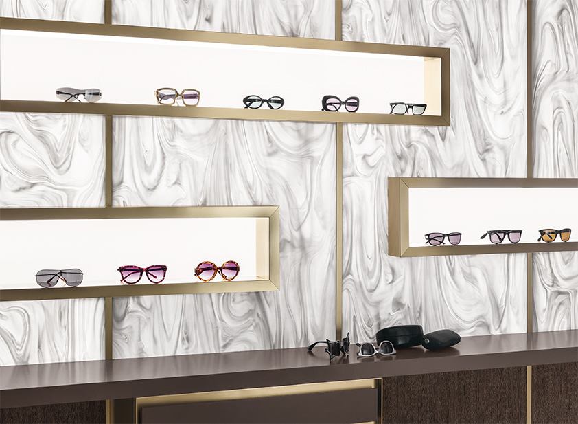 sites/corian.kr/IMG/jpg/grey_onxy_backlit_eyeglass_store_3-3.jpg